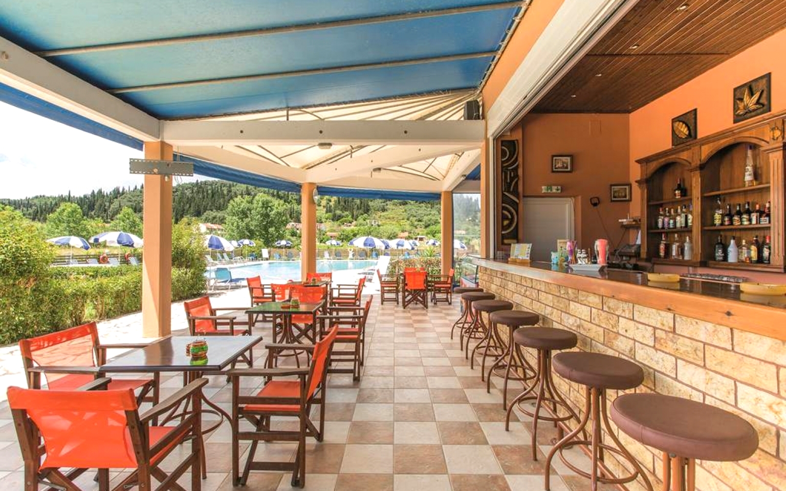 Συγκρότημα Κατοικιών στην Άγιος Γεώργιος, Κέρκυρα — Φωτογραφία 14 από 15