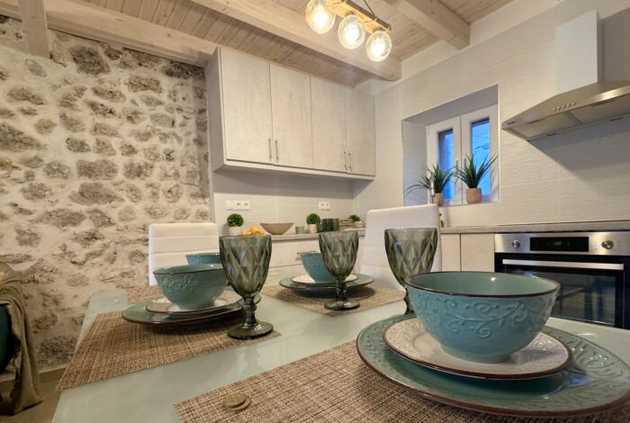 Fully equipped kitchen with wooden cabinetry