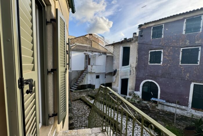 Surrounding neighborhood view from the first floor balcony