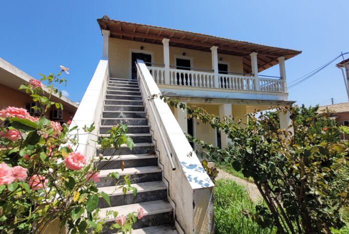 Detached house for renovation near Agios Georgios beach, South Corfu – front exterior view