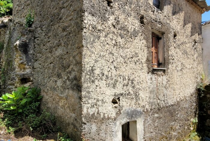 Traditional stone house for renovation in Chlomos village, South Corfu