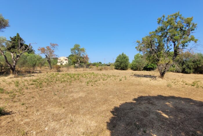 Buildable land in North Corfu near the sandy beach of Almyros