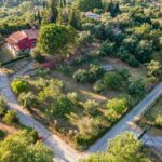 Spacious garden with potential for swimming pool installation