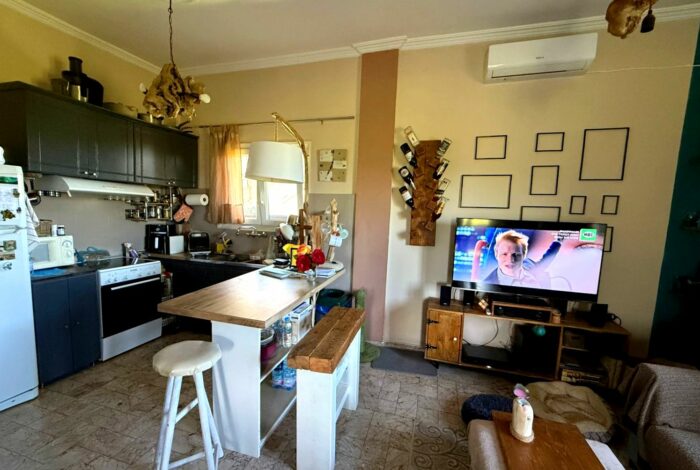 Open plan lounge/kitchen in the 90sq.m. apartment