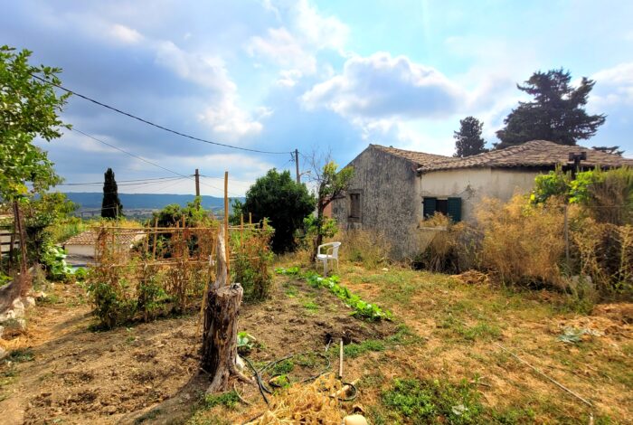 Buildable land in central Corfu near traditional village house