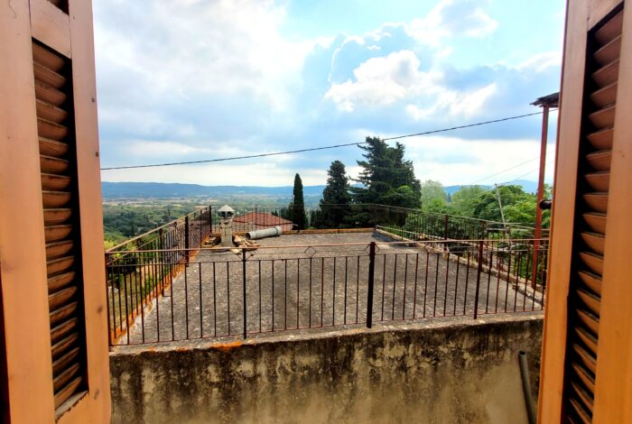 Authentic Corfiot property with countryside views