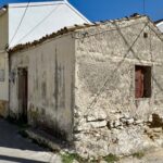 Traditional house for sale in Aspiotades Corfu requiring full renovation