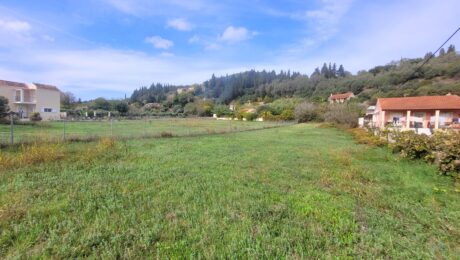 Buildable land for sale in Magoulades Corfu 1061sqm