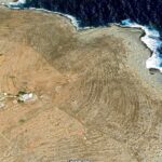 Large 12,724 sq.m. seaside plot in Serifos ending at a rocky beach