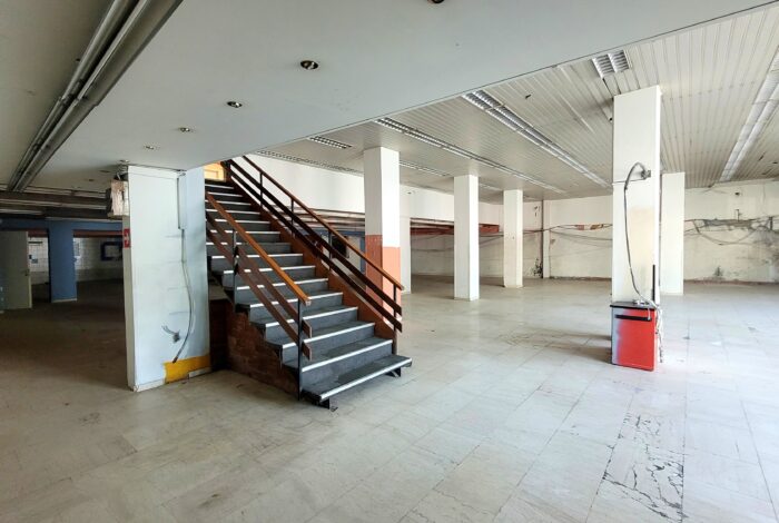 Retail building for redevelopment in central Corfu main road location