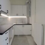 Fully fitted contemporary kitchen in Tambouria apartment for sale
