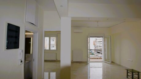 Renovated apartment for sale in Tambouria Piraeus near Maniatika metro