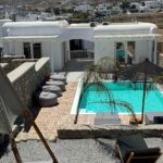 Holiday rental complex with pool in Ano Mera Mykonos