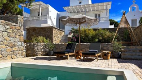 Residential complex for sale in Ano Mera Mykonos with swimming pool