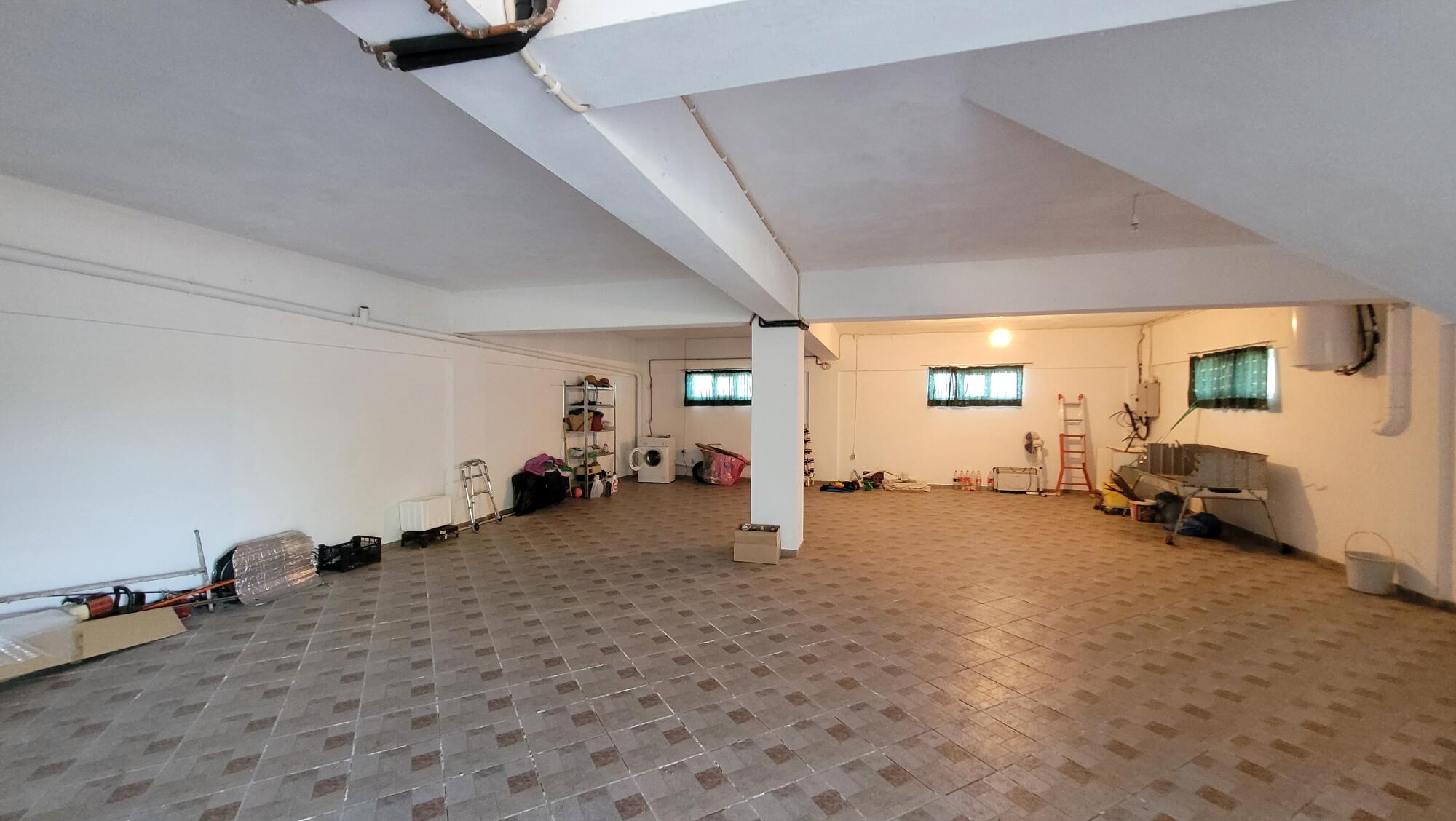 Large basement with development potential
