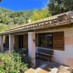 Upper residential unit with covered terrace and sea views in Pentati Corfu
