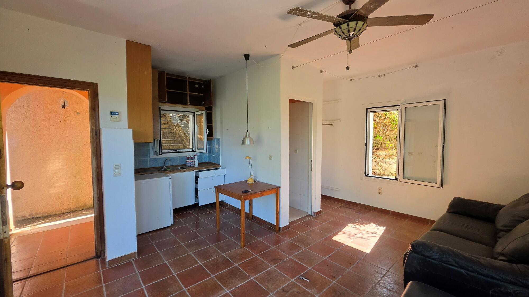 Internal studio layout in the property in Pentati, West Corfu